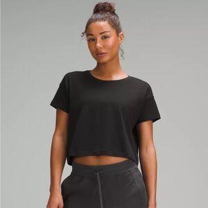 🖤 black LULULEMON CATES TEE SIZE 4